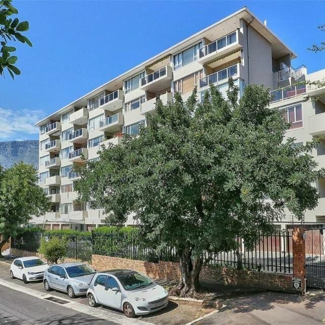 To Let 2 Bedroom Property for Rent in Tamboerskloof Western Cape